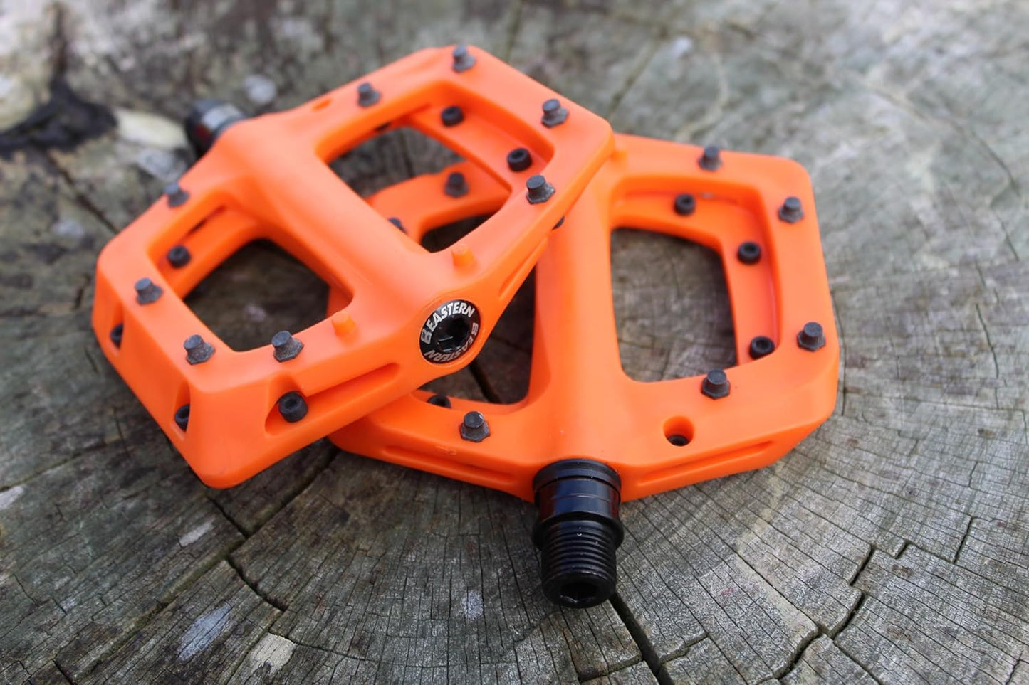Nylon Linx Flat Platform MTB Bicycle Pedals