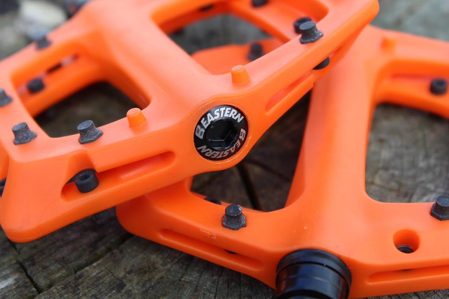 Nylon Linx Flat Platform MTB Bicycle Pedals
